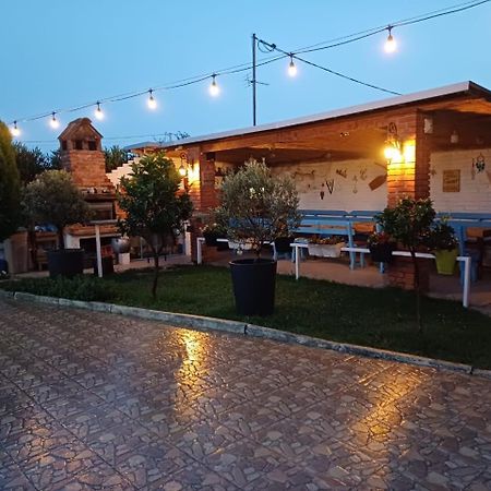 Vila Jone Голем Екстериор снимка